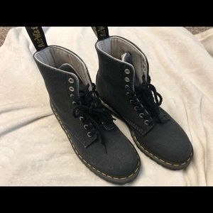 Dr Martens pascal military canvas boots (green)